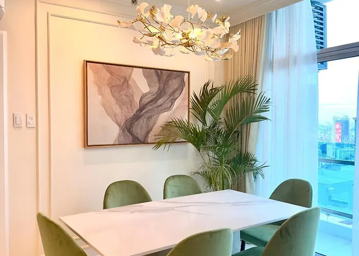 Apartment Modern 4br In Bgc Walk To Shangrila And Ascot Manila