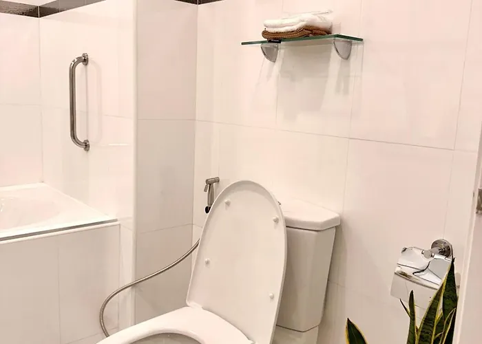 Modern 4br In Bgc Walk To Shangrila And Ascot * Manila