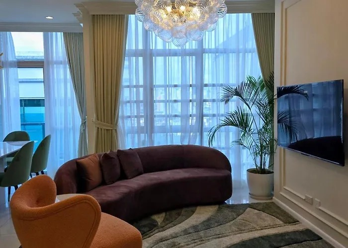 Modern 4br In Bgc Walk To Shangrila And Ascot Apartment Manila